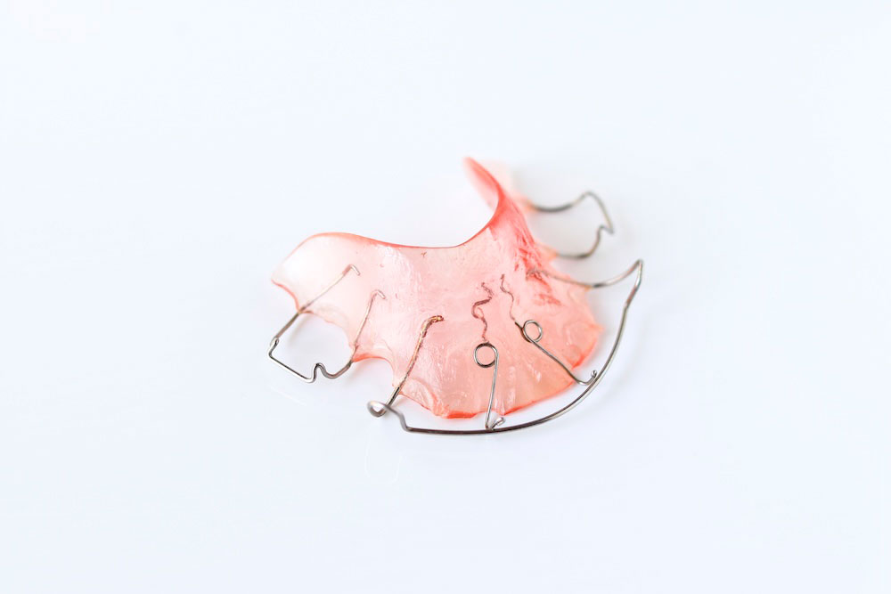 hawley retainers smile isle orthodontics